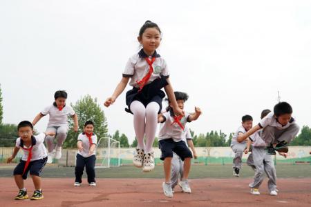 “体育课不被占”已入法 学生的锻炼权需保障